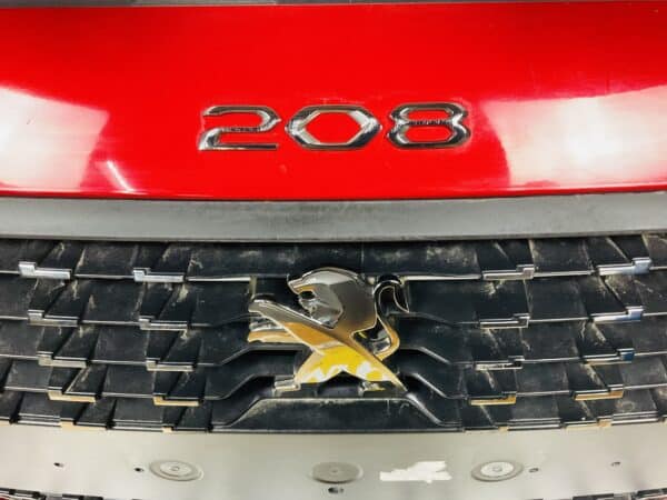 Bumper Peugeot 208 2020-2022 Voorbumper 2-J7-467