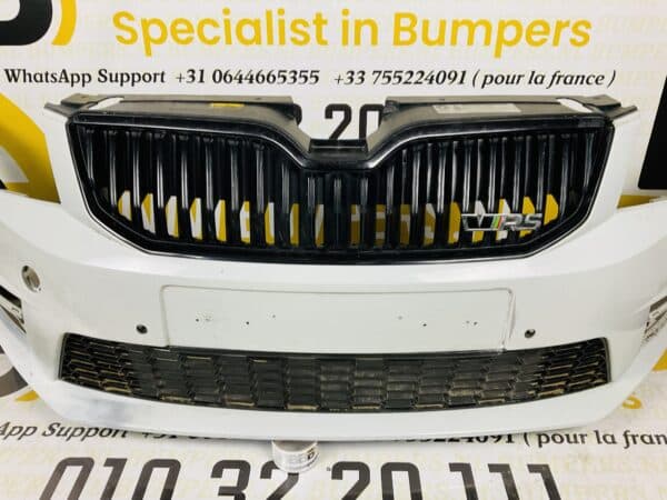 Bumper Skoda Octavia RS kls pdc 5E807221F Voorbumper 2-H2-570