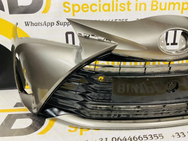 Bumper Toyota Yaris 3 Facelift 2017-2020 PDC Voorbumper 2-D2-919