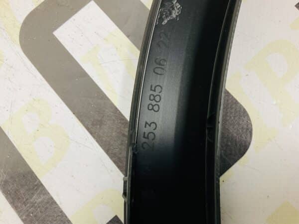 Zijscherm Strip Mercedes GLC Klasse W253 Plastic Rechts Voor 2-N5-001