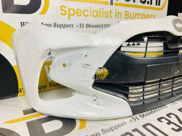 Bumper Toyota Yaris 2020-2021 Origineel Voorbumper 2-D2-832