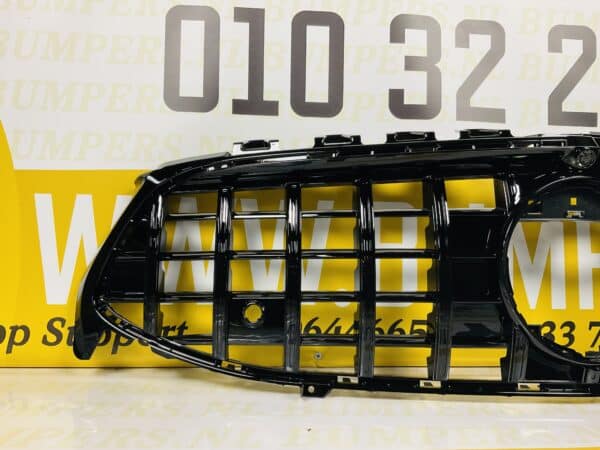 Grill Mercedes CLA Klasse W118 2019-2022 GT Panamericana Gril Black 2-M1-118B CAMERA OPTIE