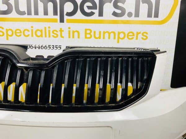 Bumper Skoda Octavia RS kls 5E807221F Voorbumper 2-H2-806