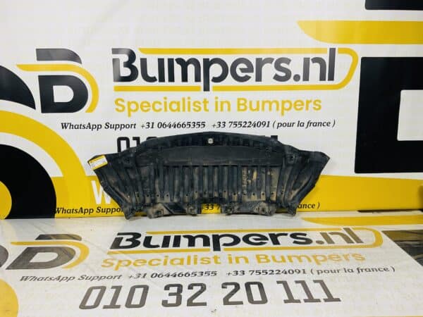 Bumper Onderplaat W205 C Klasse Origineel 2-L3-030