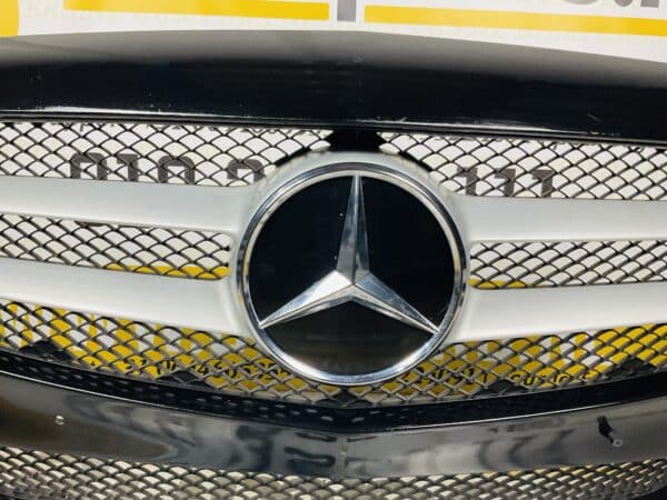 Bumper Mercedes C Klasse W205 2014-2017 6x PDC Normaal Voorbumper 1-A4-1532