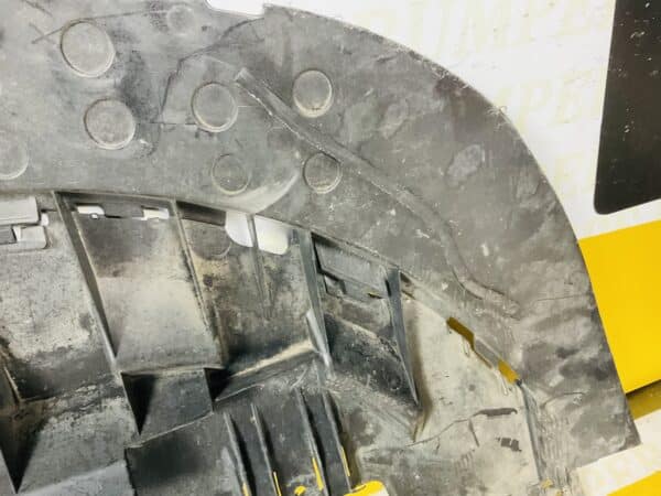 Onderplaat Mercedes V-Klasse W447 A4478850036 2-L3-041