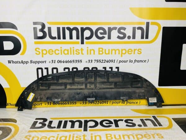 Onderplaat Mercedes W447 A4478850036 2-L3-042