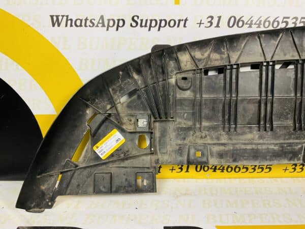 Onderplaat Mercedes A Klasse W177 A1778851400 Normaal 2-L3C-043