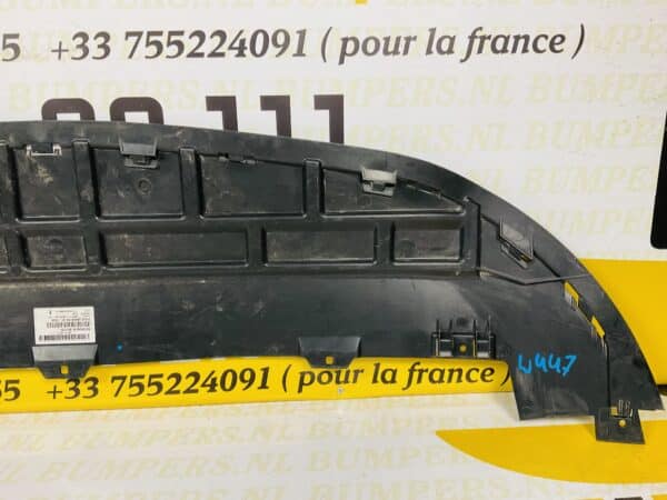 Onderplaat Mercedes W447 A4478850136 Bumoerlip 2-L3-045