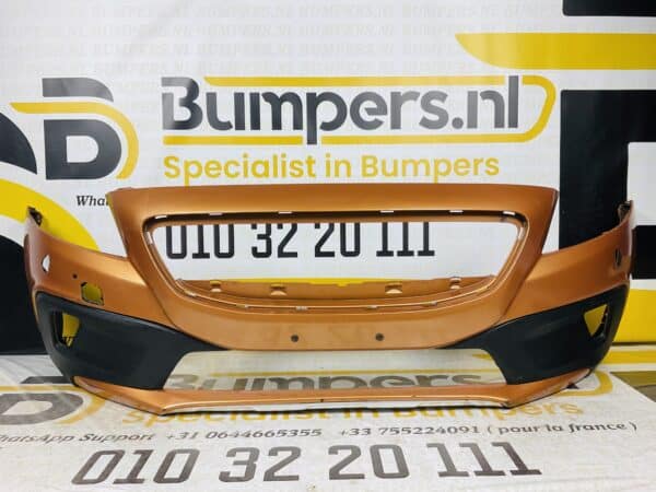 Bumper Volvo V40 Crosscountry Cross KLS Voorbumper 1-E8-1829