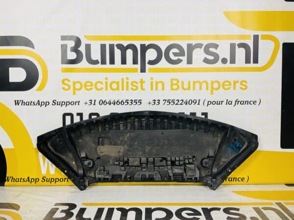Onderplaat Mercedes E Klasse W207 A2075200623 Coupe 2-L3-043