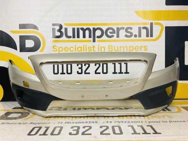 Bumper Volvo V40 Cross Country Voorbumper 1-E1-1644