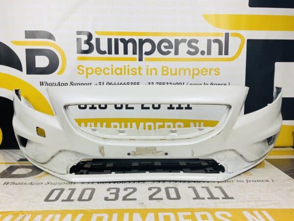 Bumper Volvo V40 R-Design Rdesign Voorbumper 1-E7-1647