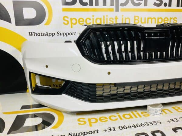 Bumper Skoda Fabia 4 2021-2022 Voorbumper 2-H9-2301