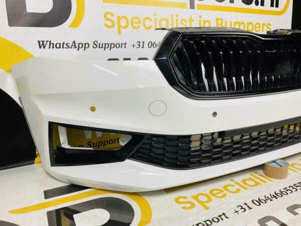 Bumper Skoda Fabia 4 2021-2022 Voorbumper 2-H9-2310