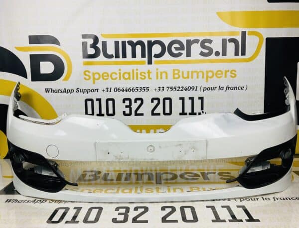 Bumper Renault Megane 3 Grand Tour Voorbumper 2-F4-2452