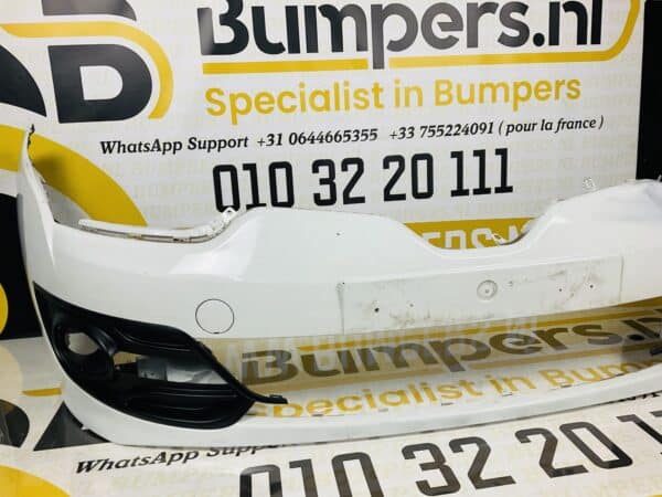 Bumper Renault Megane 3 Grand Tour Voorbumper 2-F4-2452