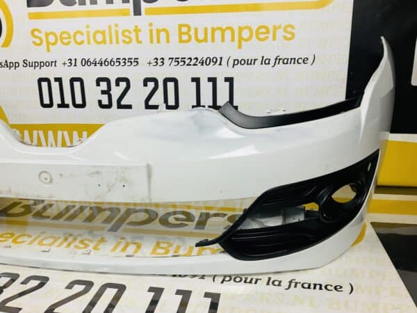 Bumper Renault Megane 3 Grand Tour Voorbumper 2-F4-2452