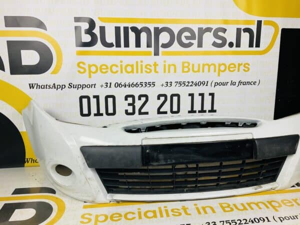 Bumper Renault Clio 3 2009-2012 Voorbumper 2-F8-2687