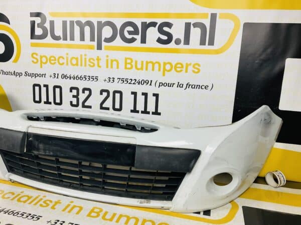 Bumper Renault Clio 3 2009-2012 Voorbumper 2-F8-2687