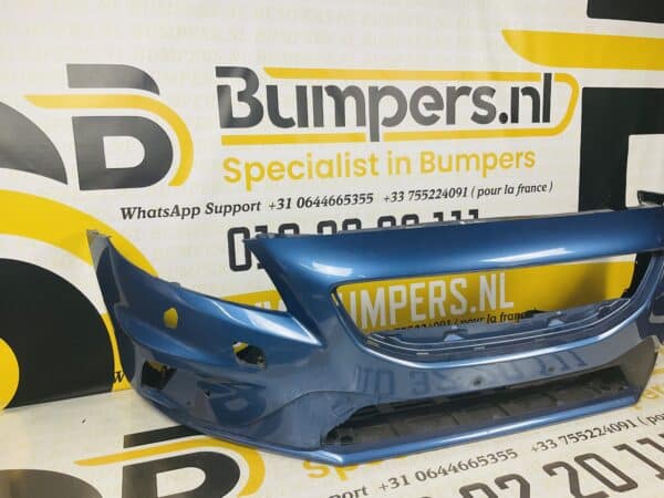 Bumper Volvo V40 R-Design R design Voorbumper 1-E7-3250