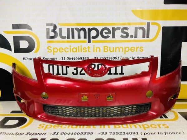 Bumper Toyota Auris Hybrid Voorbumper 2-D3-3086