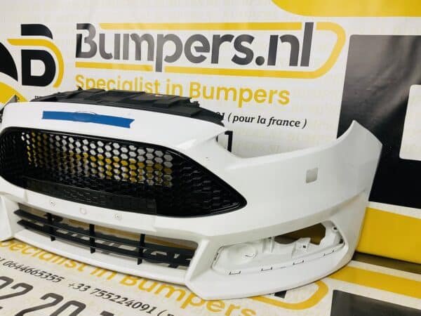Bumper Ford Focus MK3 Facelift ST Line ST-Line Voorbumper 1-D10-4001