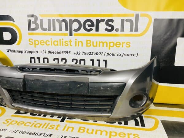 Bumper Renault Clio 3 Facelift 2008-2012 Voorbumper 2-F8-4028