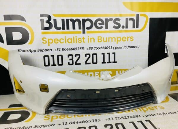Toyota Auris 2012-2015 6xpdc Voorbumper 2-D3-3170
