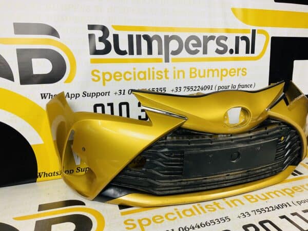 Bumper Toyota Yaris 3 Facelift 2017-2020 Voorbumper 2-D2-3196