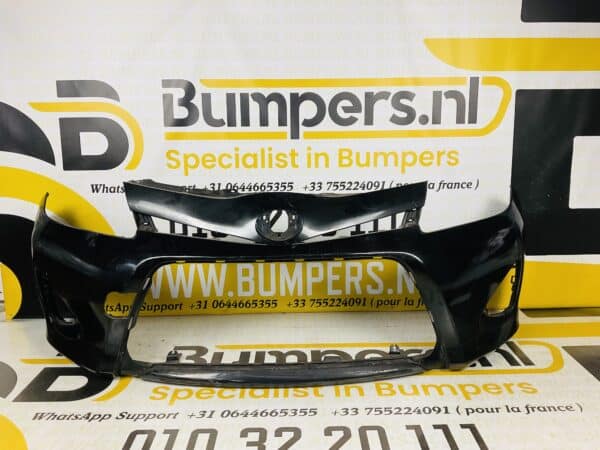 Bumper Toyota Yaris 2 Facelift 2011-2014 Voorbumper 2-D2-3236