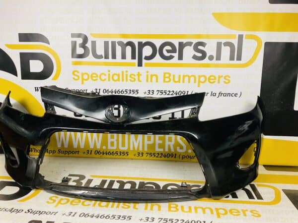 Bumper Toyota Yaris 2 Facelift 2011-2014 Voorbumper 2-D2-3236