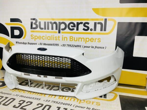 Bumper Ford Focus MK3 Facelift ST Line Voorbumper 1-D10-3302