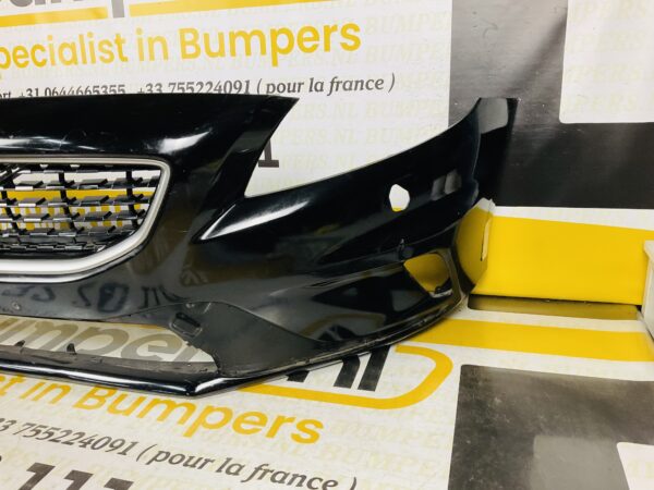 Bumper Volvo V40 R-Design + Grill  Voorbumper 1-E7-3373