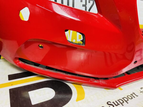 Bumper Volvo V40 Normaal KLS 6XPDC Voorbumper 1-E2-3380