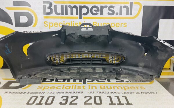 Bumper RENAULT 20E Voorbumper 2-F9-3571Z