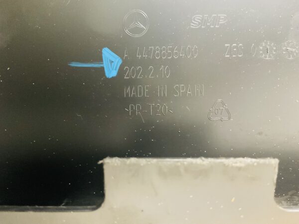 Onderplaat Mercedes W447 V Klasse Viano A4478856400 BumperLip 2-L4B-3633Z