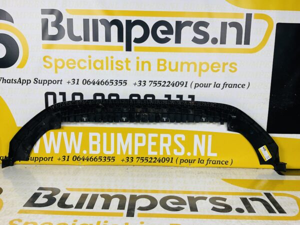Onderplaat Seat ibiza 6F 6F0807611A Bumper Lip 2-L3-3639