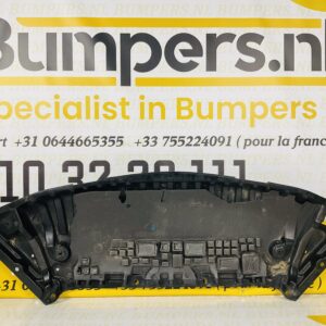 Bumper lip Mercedes C Klasse W204 A2055200723 Onderplaat 2-L3B-3655z