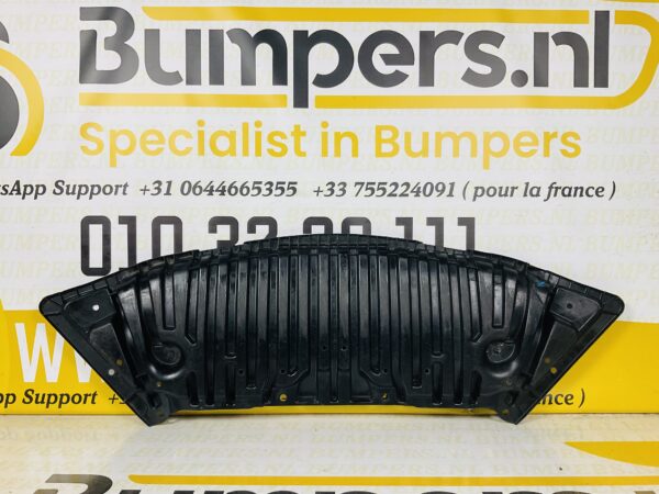 Bumper lip Mercedes C Klasse W204 A2055200723 Onderplaat 2-L3B-3655z