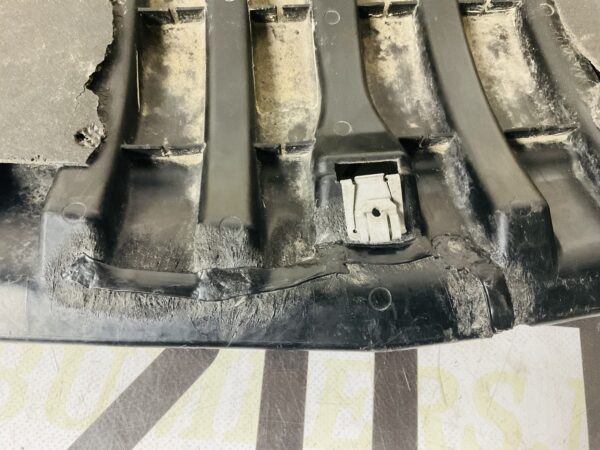 Bumperlip Mercedes C Klasse W205 A2055200100 Onderplaat 2-L3D-3657z