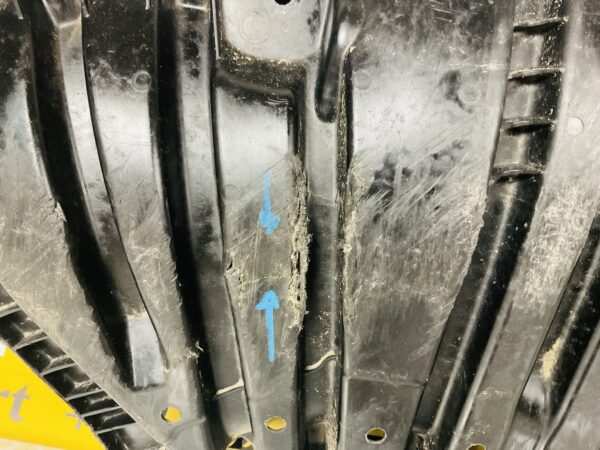 Bumperlip Mercedes C Klasse W205 A2055200000 Onderplaat 2-L3D-3659z