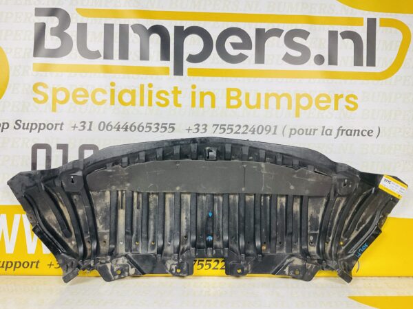 Bumperlip Mercedes C Klasse W205 A2055200100 Onderplaat 2-L3D-3662z