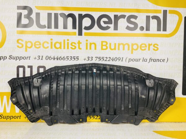 Bumperlip Mercedes C Klasse W205 A2055200100 Onderplaat 2-L3D-3662z