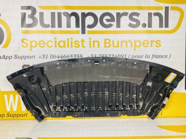 Bumperlip Mercedes W293 A2935200400 Onderplaat 2-L4-3663Z