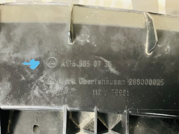 Bumper Lip Mercedes A Klasse W176 AMG A1768850736 Onderplaat 2-L4-3666Z