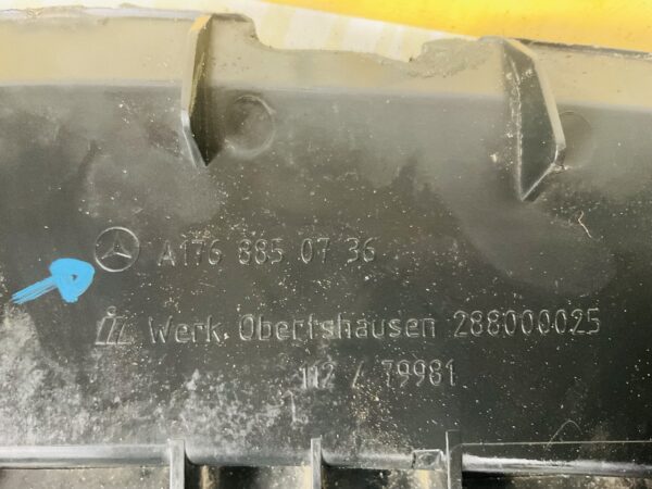 BumperLip Mercedes A Klasse W176 AMG A1768850736 Onderplaat 2-L4-3669z