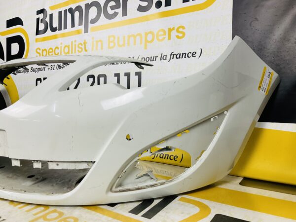 Bumper OPEL MERIVA B 2010-2017 13267699 Voorbumper 2-i10-3713Z