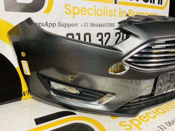 BUMPER FORD FOCUS MK3   2013-2017 FACELIFT VOORBUMPER 1-D9-3782Z
