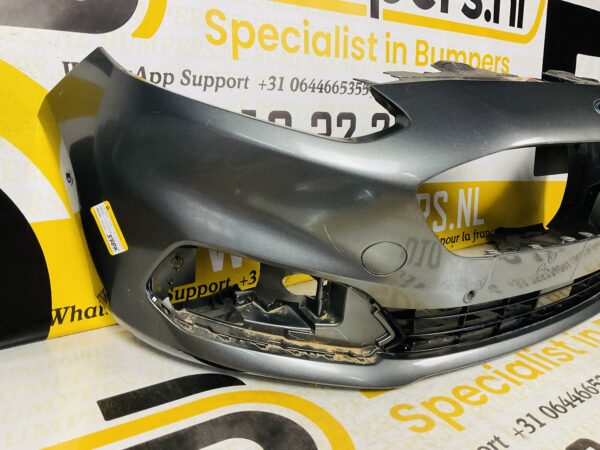 BUMPER FORD FIESTA MK8 Vignale 2017-2021 VOORBUMPER 1-D2-3787Z
